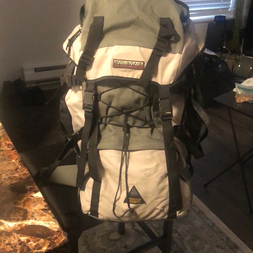 Mountain Guides Gray Tan Nylon Large Hiking Backpack Size 68”x14”x9